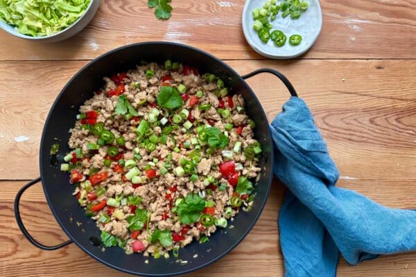 Kyllingepande med hvidløg og ingefær